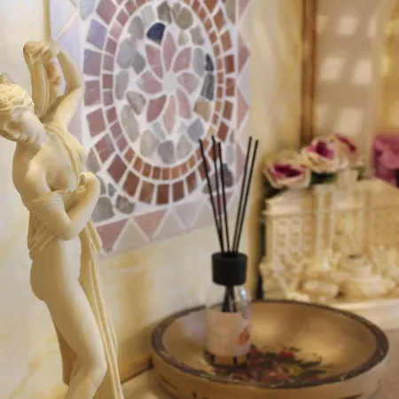 شقة Domus Corneliae - Romantico Attico & Jacuzzi - Metro A Cornelia روما